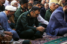 تشییع پیکر شهید مدافع حرم و راهپیمایی مردم مشهد در حمایت از سپاه پاسداران