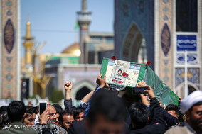 تشییع پیکر شهید مدافع حرم و راهپیمایی مردم مشهد در حمایت از سپاه پاسداران