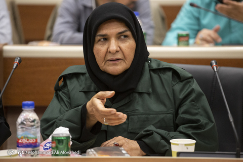 دیدار جمعی از هنرمندان بسیجی با سردار محمدحسین سپهر، جانشین سازمان بسیج مستضعفین