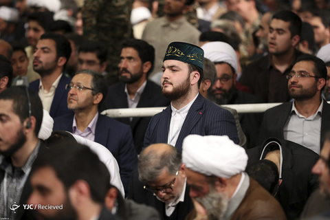 دیدار شرکت کنندگان مسابقات بین‌المللی قرآن با رهبر معظم انقلاب