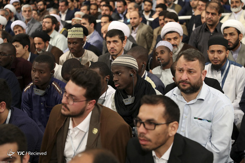دیدار شرکت کنندگان مسابقات بین‌المللی قرآن با رهبر معظم انقلاب