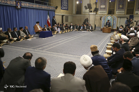 دیدار شرکت کنندگان مسابقات بین‌المللی قرآن با رهبر معظم انقلاب