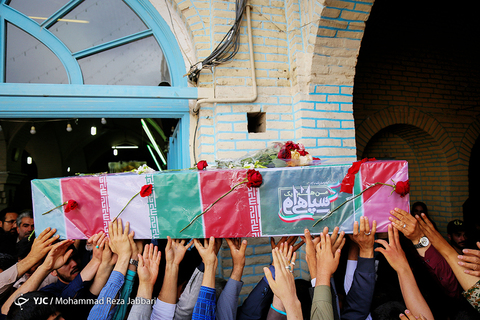 بازگشت پیکر شهید مدافع حرم 