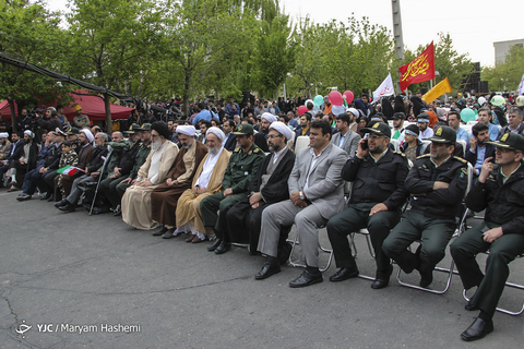 اجتماع بزرگ جوانان استان البرز و جشن روز جوان به مناسبت ولادت حضرت علی اکبر (ع)