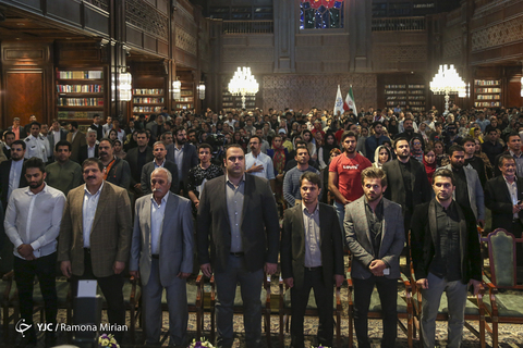 گردهمایی هنرمندان و ورزشکاران به بهانه کمک به سیل‌زدگان در اکران خصوصی فیلم سینمایی «غلامرضا تختی»