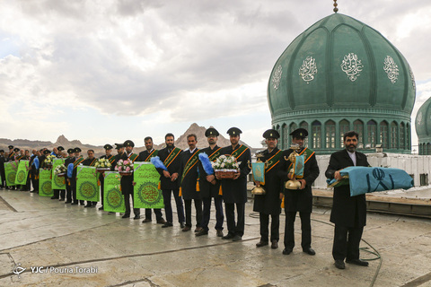 مراسم تعویض پرچم گنبد مسجد مقدس جمکران در آستانه نیمه شعبان، میلاد حضرت امام مهدی(عج)