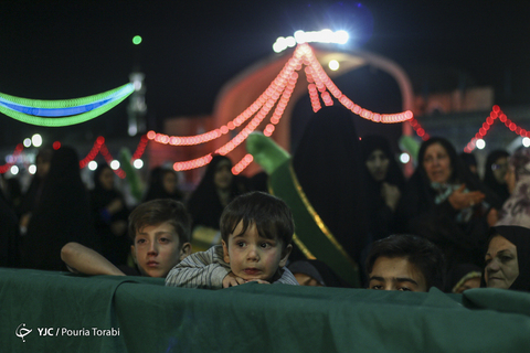مراسم احیاء، جشن و نورافشانی میلاد حضرت امام مهدی(عج) در شب نیمه شعبان در مسجد مقدس جمکران