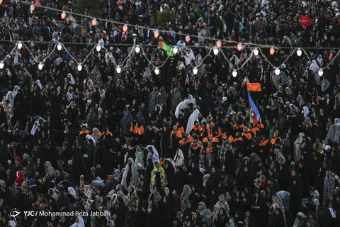 مراسم احیاء، جشن و نورافشانی میلاد حضرت امام مهدی(عج) در شب نیمه شعبان در مسجد مقدس جمکران