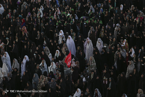 مراسم احیاء، جشن و نورافشانی میلاد حضرت امام مهدی(عج) در شب نیمه شعبان در مسجد مقدس جمکران