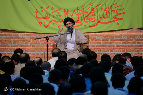 جشن میلاد امام زمان(عج) در ریحانة‌الحسین