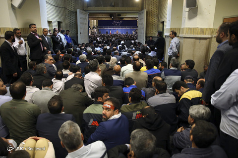 دیدار جمعی از کارگران با رهبر انقلاب