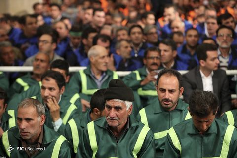 دیدار جمعی از کارگران با رهبر انقلاب