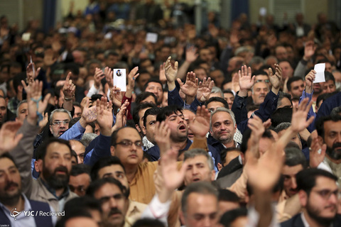 دیدار جمعی از کارگران با رهبر انقلاب