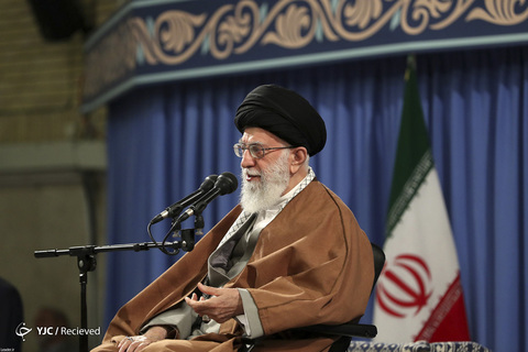 دیدار جمعی از کارگران با رهبر انقلاب