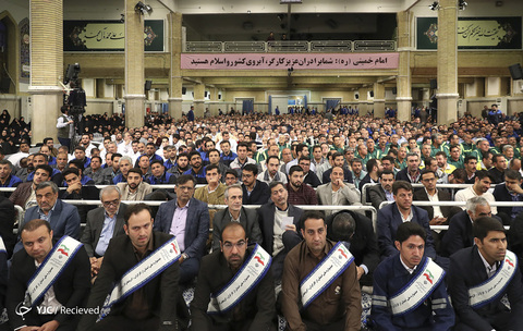 دیدار جمعی از کارگران با رهبر انقلاب