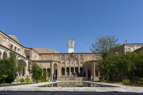 ایرانِ ما؛ خانه بروجردی‌ها