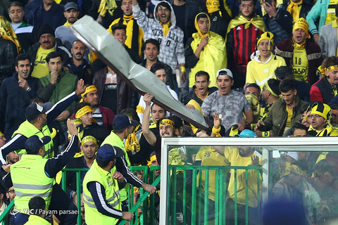 لیگ برتر فوتبال/ پرسپولیس - سپاهان اصفهان
