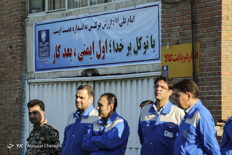 بازدید وزیر کار از کارخانه محورسازان ایران خودرو