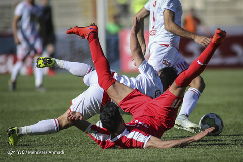 لیگ برتر فوتبال جام خلیج فارس/ تراکتورسازی ۱ - پرسپولیس ۱
