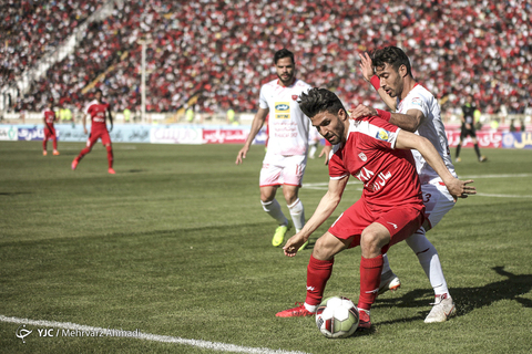 لیگ برتر فوتبال جام خلیج فارس/ تراکتورسازی ۱ - پرسپولیس ۱