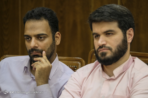 نشست هم اندیشی شاعران آئینی