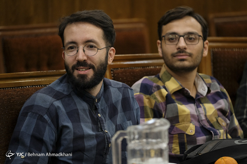 نشست هم اندیشی شاعران آئینی