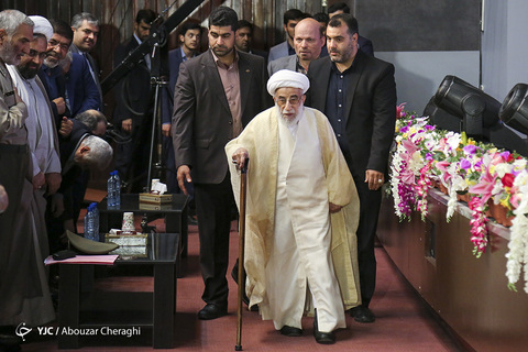 همایش تجلیل از یاوران چهلمین سالگرد پیـروزی انـقلاب اسـلامی