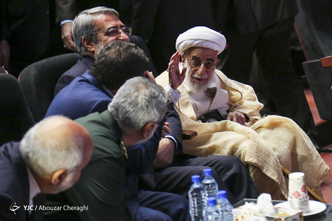 همایش تجلیل از یاوران چهلمین سالگرد پیـروزی انـقلاب اسـلامی