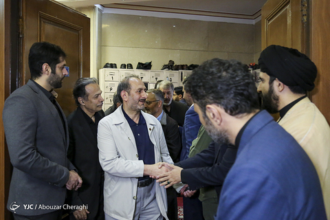 مراسم ترحیم مادر شهیدان طهرانی مقدم