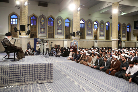 دیدار جمعی از طلاب سراسر کشور با رهبر انقلاب