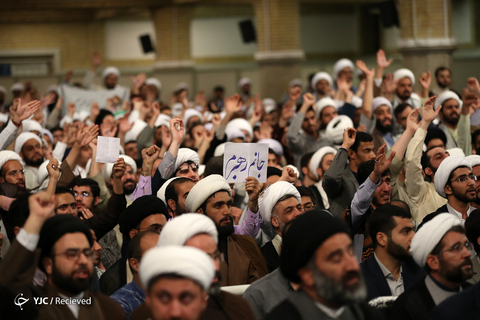 دیدار جمعی از طلاب سراسر کشور با رهبر انقلاب