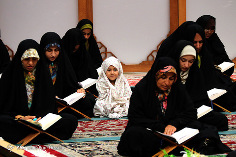 محفل انس با قرآن کریم در حرم شاهچراغ (ع) شیراز