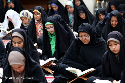 محفل انس با قرآن کریم در حرم شاهچراغ (ع) شیراز