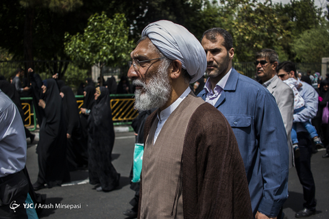 راهپیمایی نمازگزاران نماز جمعه تهران در حمایت از بیانیه شورای عالی امنیت