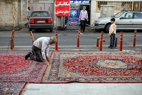 سفره‎ افطار برای اهالی محل