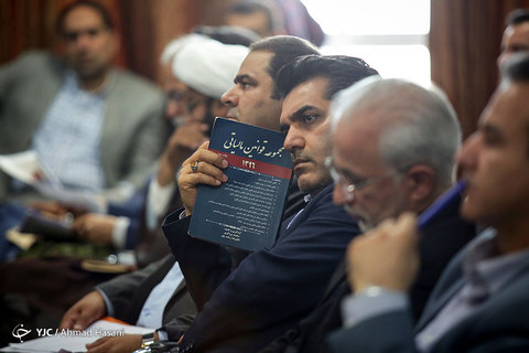 اولین جلسه رسیدگی به اتهامات متهمان پرونده موسوم به شرکت پدیده در مشهد