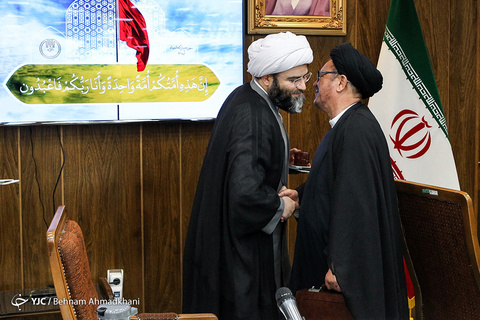 دیدار نخبگان فرهنگ و هنر افغانستانی با رئیس سازمان تبلیغات