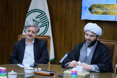 دیدار نخبگان فرهنگ و هنر افغانستانی با رئیس سازمان تبلیغات