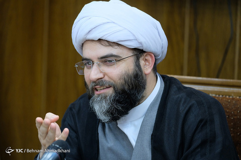 دیدار نخبگان فرهنگ و هنر افغانستانی با رئیس سازمان تبلیغات