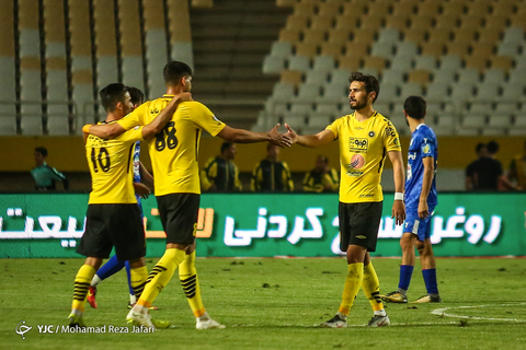 لیگ برتر فوتبال/ سپاهان اصفهان - استقلال خوزستان