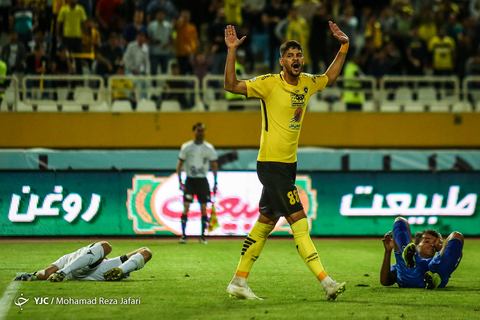 لیگ برتر فوتبال/ سپاهان اصفهان - استقلال خوزستان