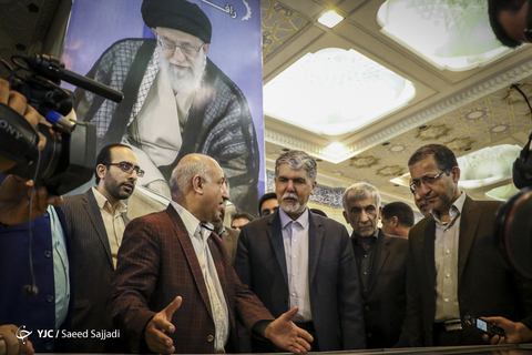 بازدید سید عباس صالحی، وزیر فرهنگ و ارشاد اسلامی از بیست وهفتمین نمایشگاه بین‌المللی قرآن کریم