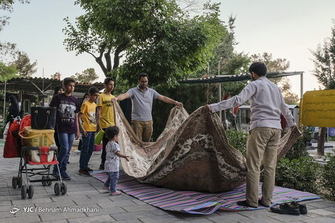 سفره‎های افطار در گلزار شهداء