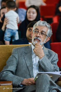آیین سخن؛ پاسداشت زبان فارسی