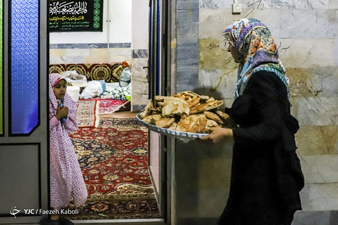 افطاری به مناسبت ولادت امام حسن (ع)