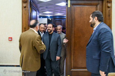 مراسم افطاری حزب مستقل و اعتدال ایران