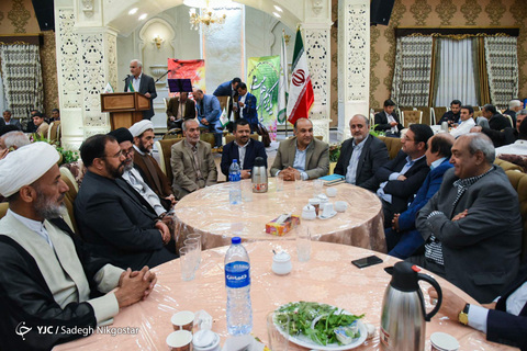 مراسم افطاری حزب مستقل و اعتدال ایران