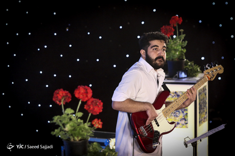 سفره افطاری روی پل طبیعت