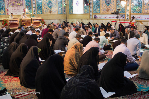 محفل انس با قرآن در امامزاده حسن (ع) کرج