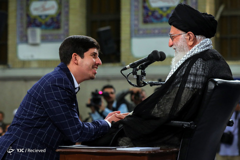 دیدار رمضانی دانشجویان با رهبر انقلاب